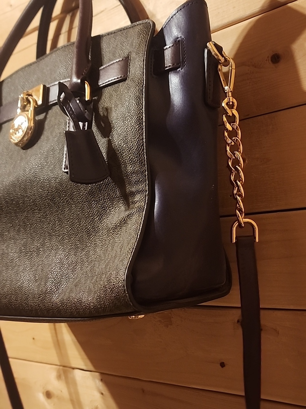 Michael Kors Hamilton Moderne Signature Purse - Picture 4 of 10